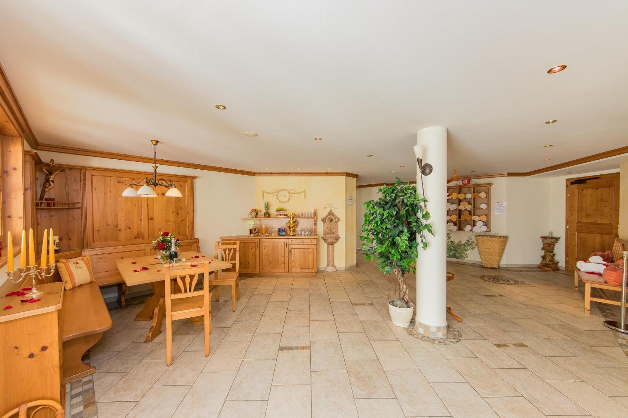 Landhotel Hinteraigengut Флахау Екстериор снимка