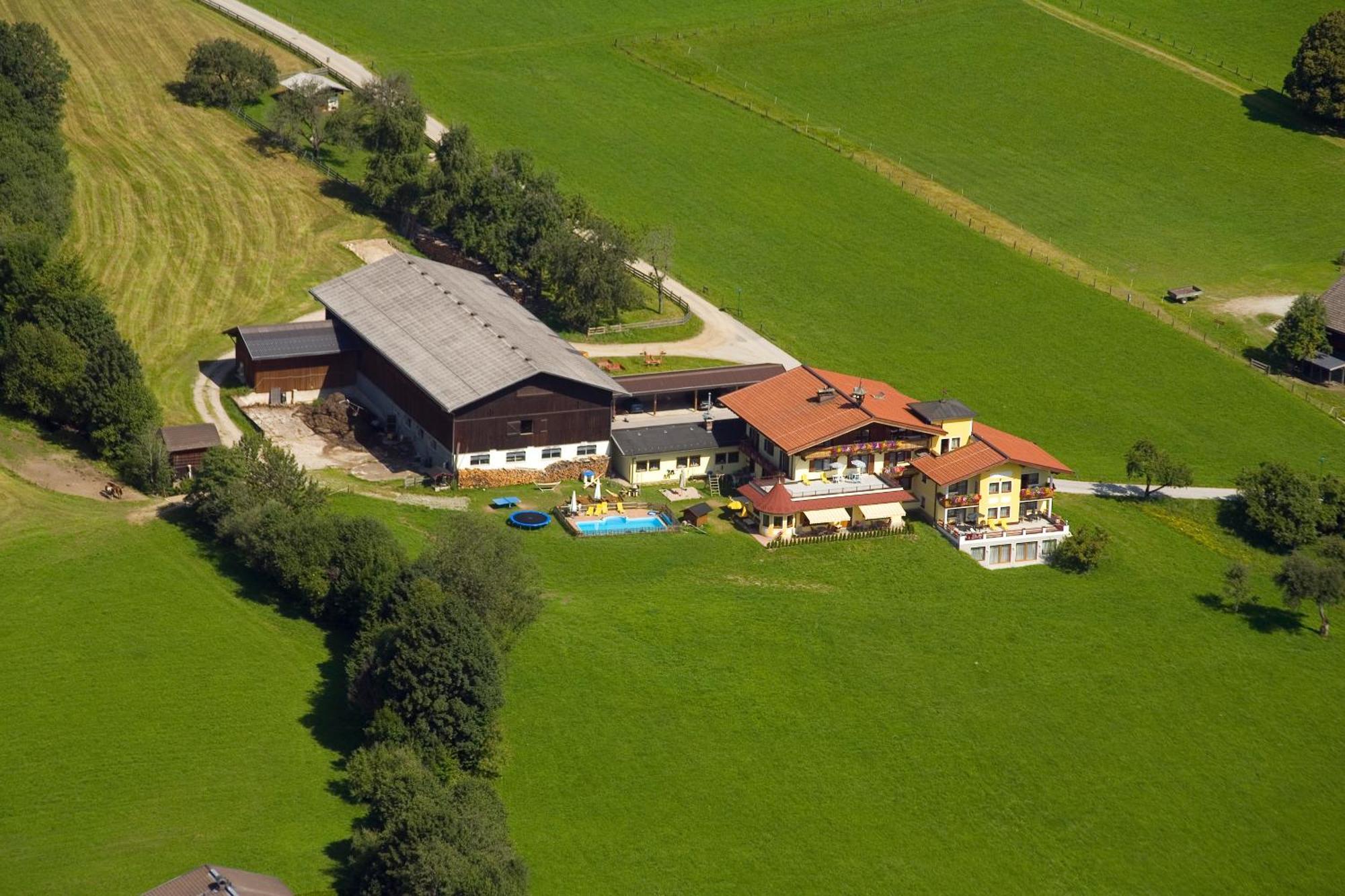 Landhotel Hinteraigengut Флахау Екстериор снимка
