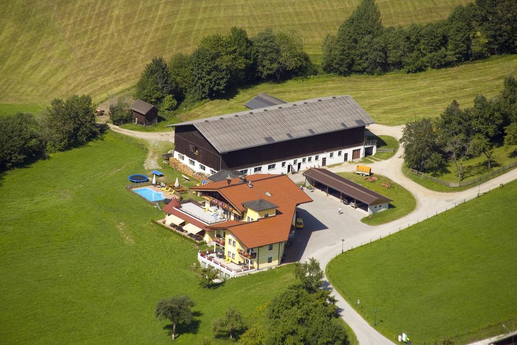 Landhotel Hinteraigengut Флахау Екстериор снимка